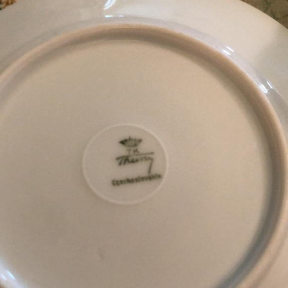 Vintage Flat Cup & Saucer (3) - Picture 3 of 4